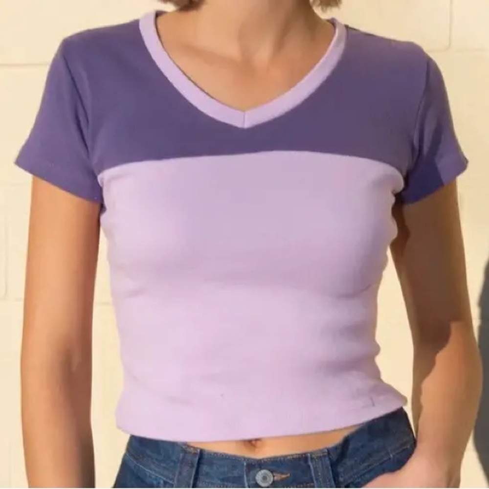 Brandy Melville Baby Tee